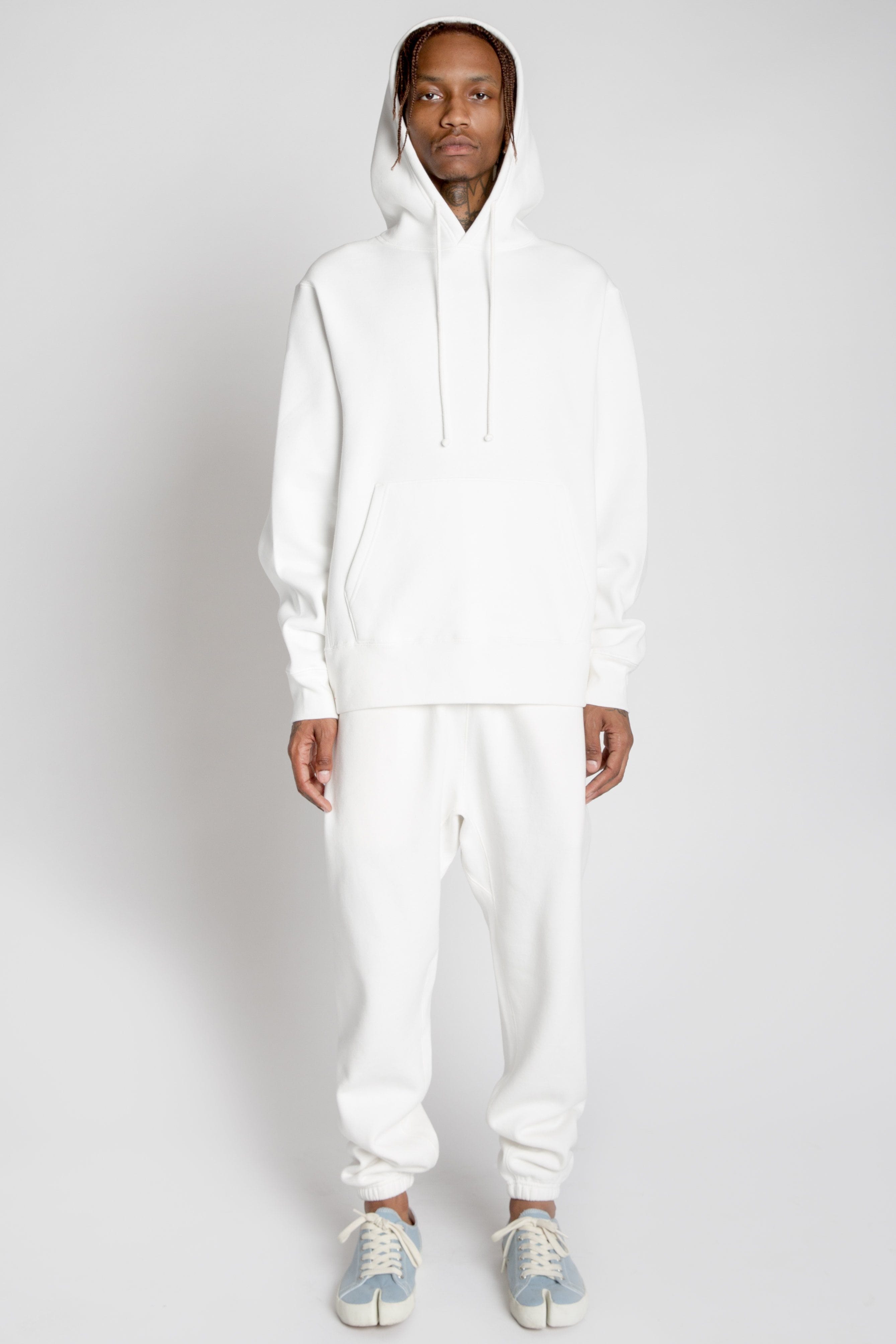 White hoodie best sale and sweatpants