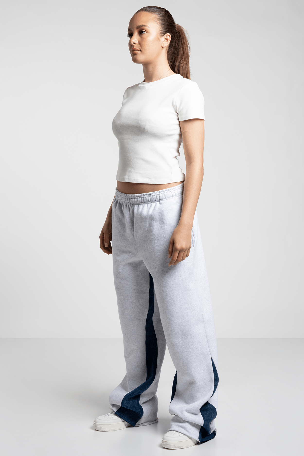 White t shirt grey sweatpants hot sale